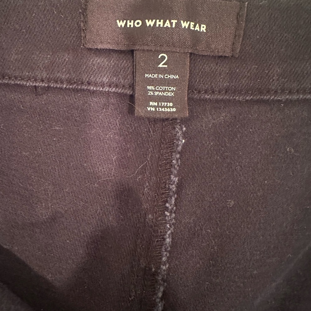 Who What Wear Black High Rise Jeans Classic Style Buttons on Leg Sz 2 Versatile - Picture 6 of 7